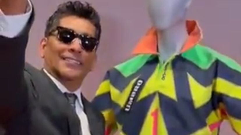 Jorge Campos y sus uniformes llegan al Museo de Artes Decorativas de París