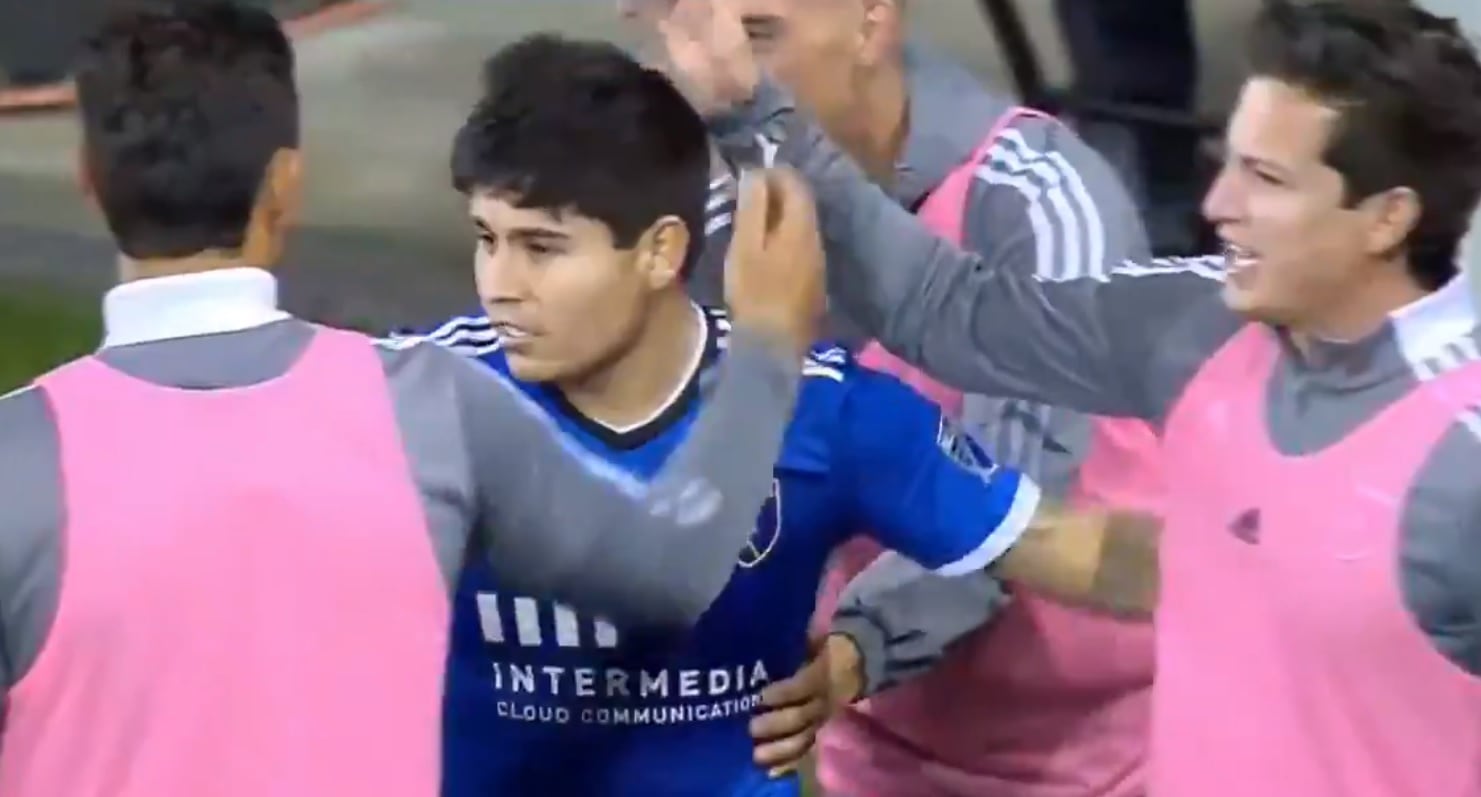 Chofis López anota su gol 12 en la MLS