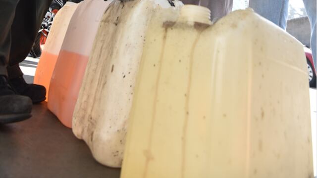 Gasolina en bidones. Hallazgo en Hidalgo.