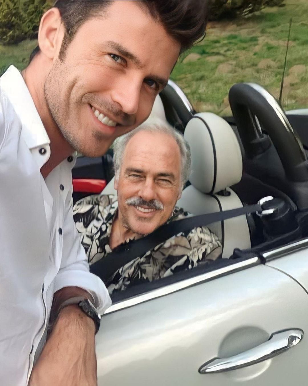 Leonardo García se despide de su papá Andrés García.