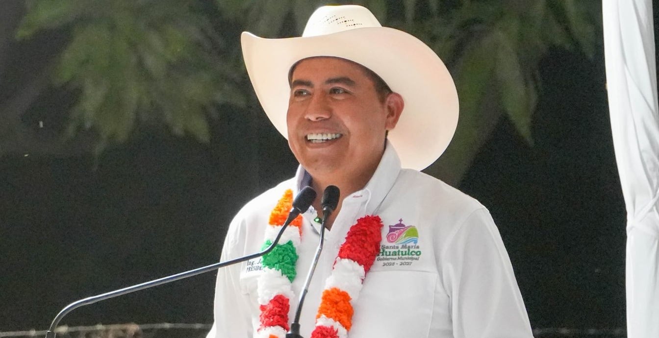Julio Cárdenas, alcalde de Santa María Huatulco, Oaxaca
