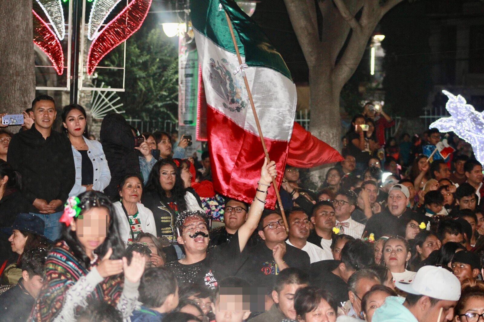 Chimalhuacán conmemora el 214 aniversario del Día de la Independencia de México