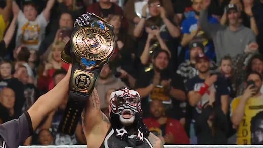 Penta Zero Miedo derrota a Dominik Mysterio y gana el Campeonato Intercontinental