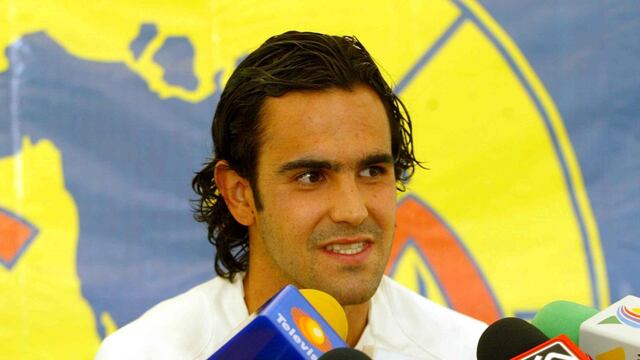 ¿Se acuerdan de Santiago Fernández? Le salió lo Martha Higareda y ahora dice que Messi era su chofer.
