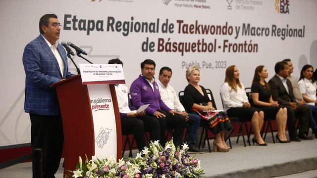 Sergio Salomón Céspedes inaugura en Puebla etapa regional de taekwondo y macro regional de básquetbol–frontón