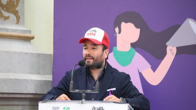 Víctor Hugo Romo de Vivar Guerra.