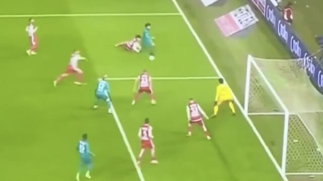 Chino Huerta se luce con brutal asistencia; puso al Anderlecht en la final de la Copa de Bélgica