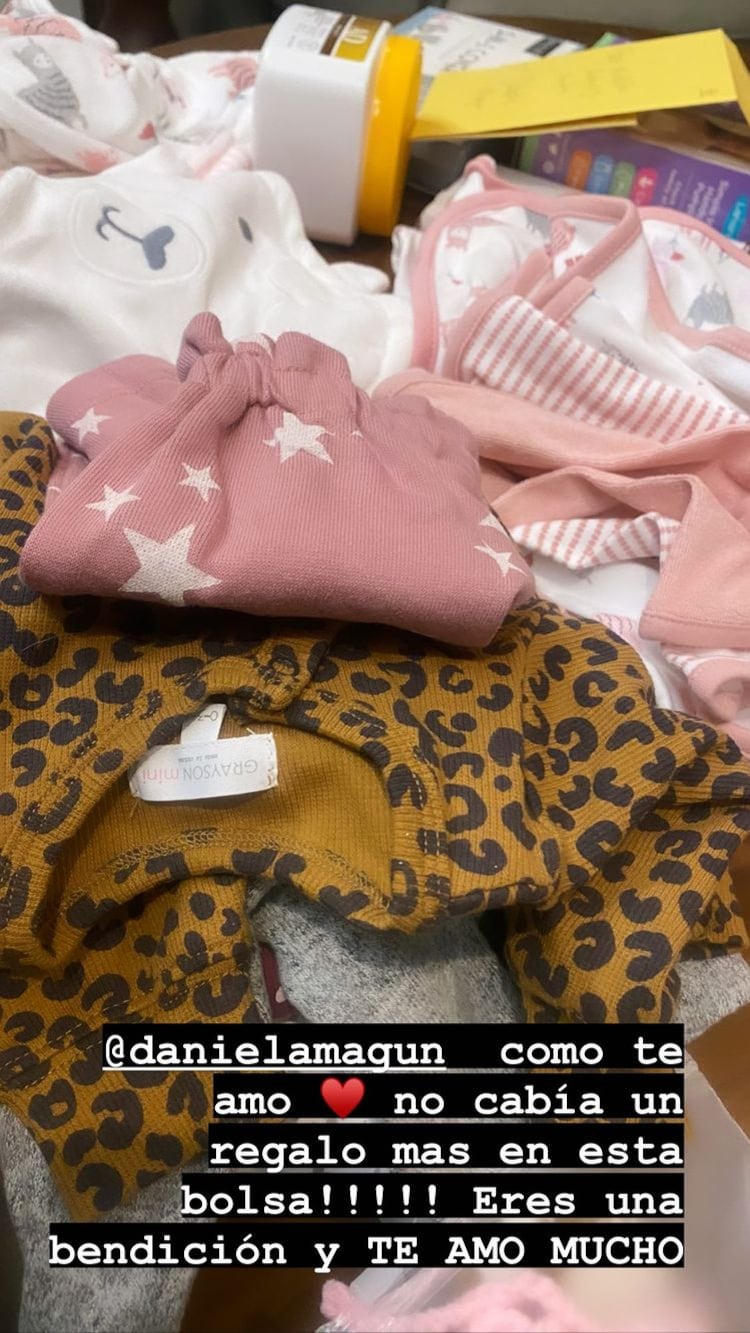 Ropa que usará la bebé de Natalia Téllez