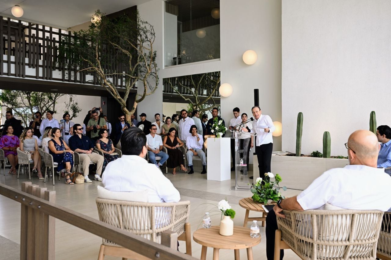 Alfonso Durazo inaugura Costessa High Sea Living en San Carlos, Sonora.