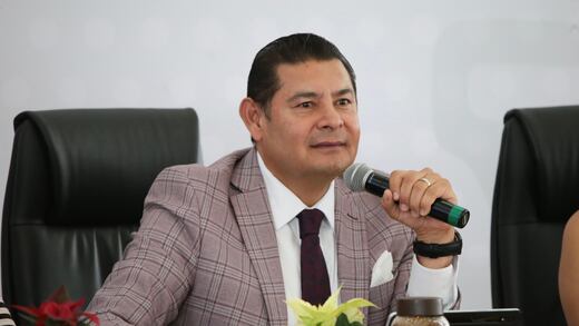 Alejandro Armenta denuncia al “Cártel del Despojo” y acusa saqueo de exgobiernos en Puebla