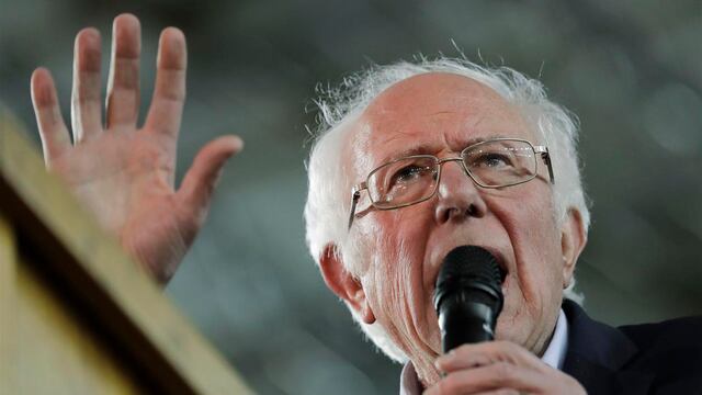 Sanders mantiene su ventaja en las encuestas.