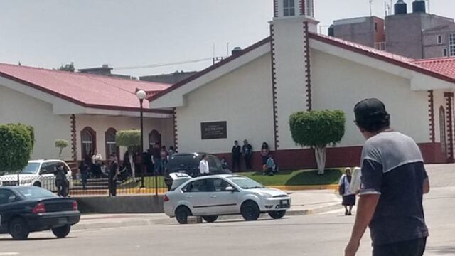Los restos de Aideé Mendoza fueron llevados a un templo cristiano en San Juan Xalpa.