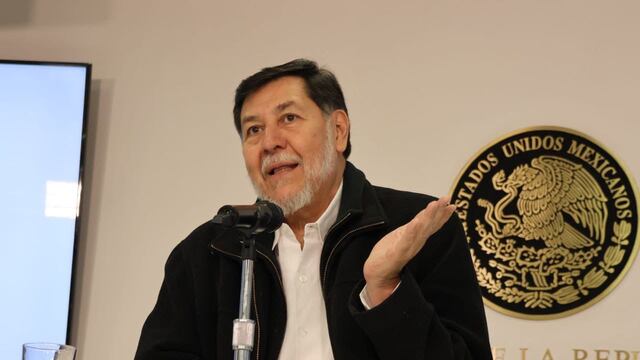 Gerardo Fernández Noroña denuncia que le robaron paquete de carne en el AICM