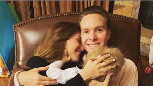 Manuel Velasco Coello se deslindó de la responsabilidad de que la cantante Anahí, su esposa, se alejara del escenario.