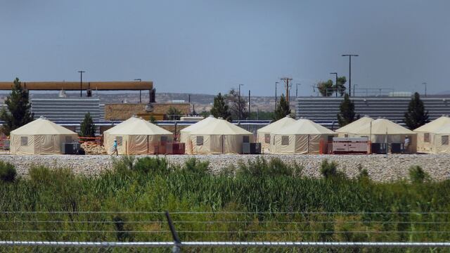 Centro de detención para menores inmigrantes en Tornillo, Texas.