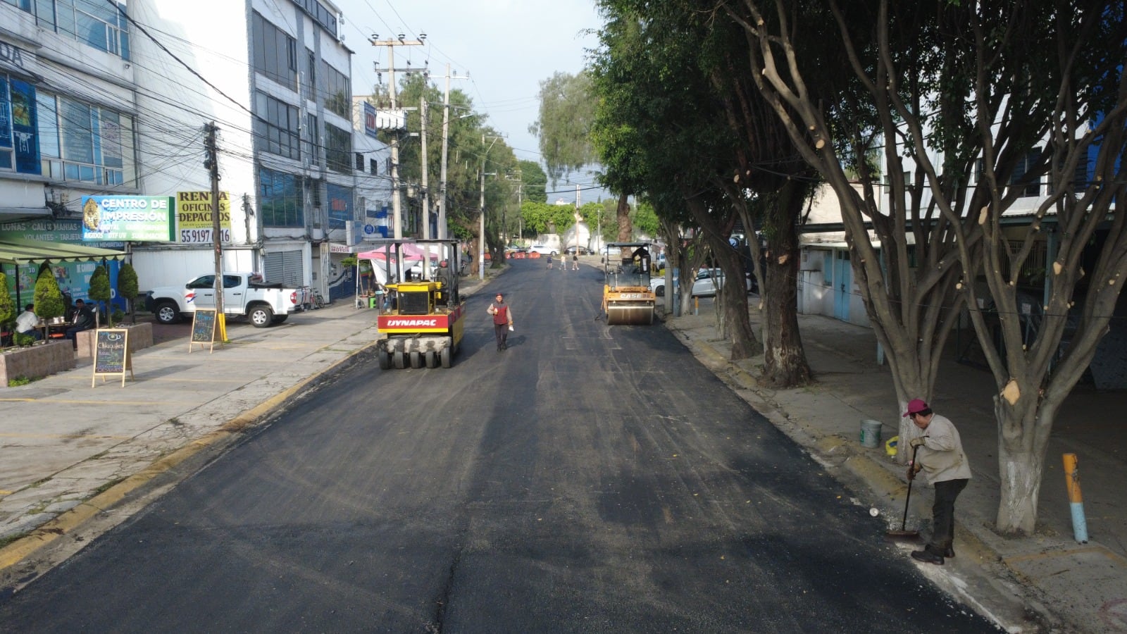 Daniel Serrano presenta Tren de Pavimentación.