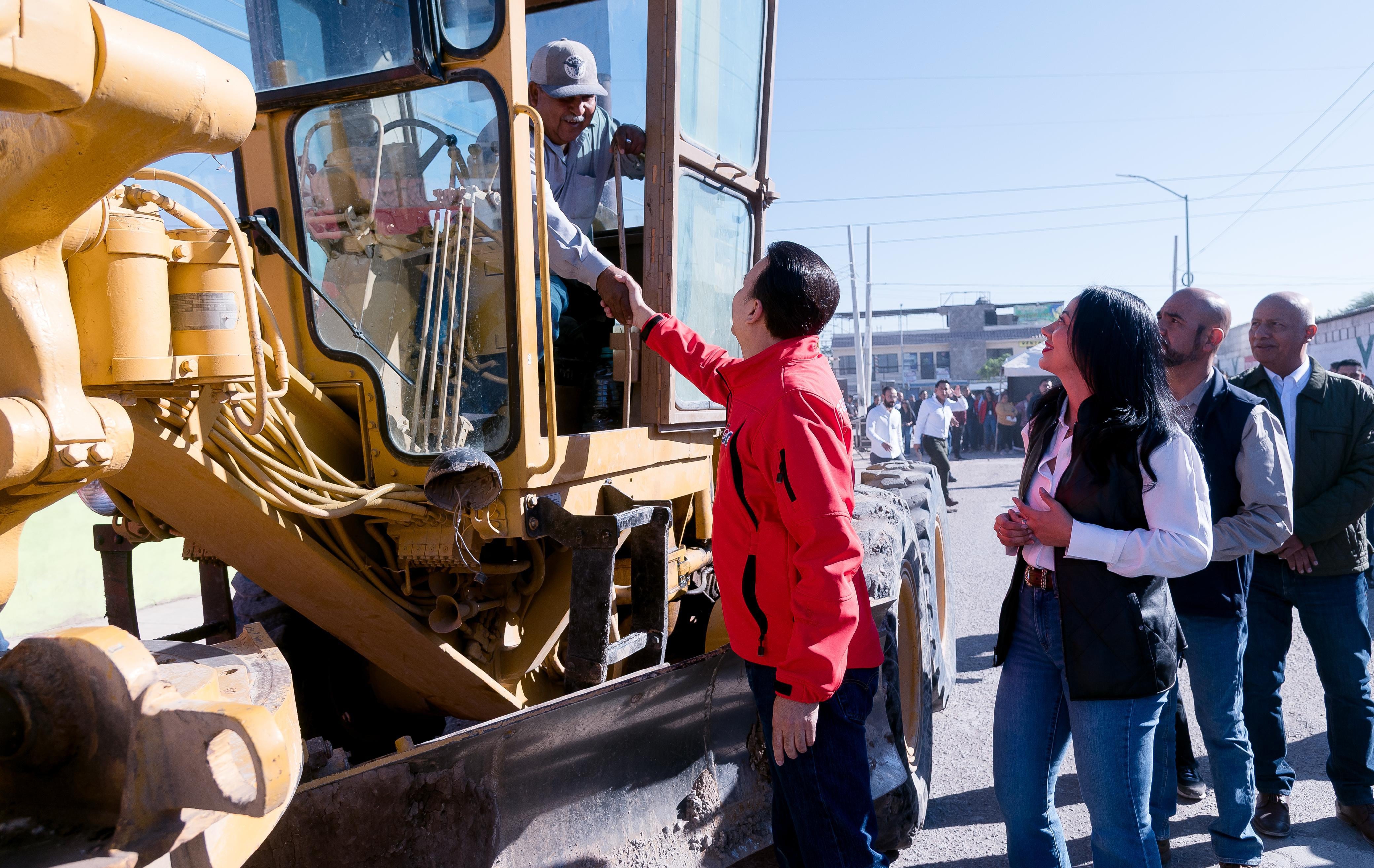 Durango impulsa modernización urbana con nueva pavimentación en Gómez Palacio