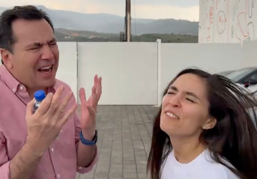 Lalo Salazar canta con sentimiento "Amiga mía" de Yuri