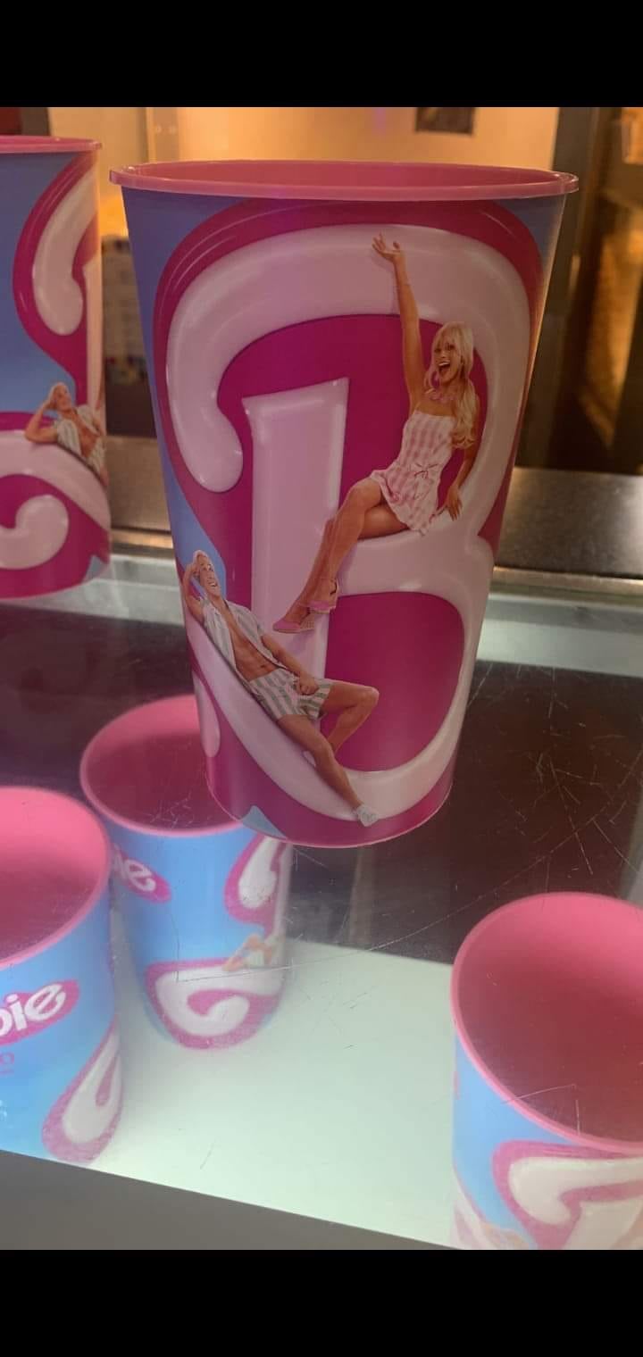 Vaso Barbie en Cinemex