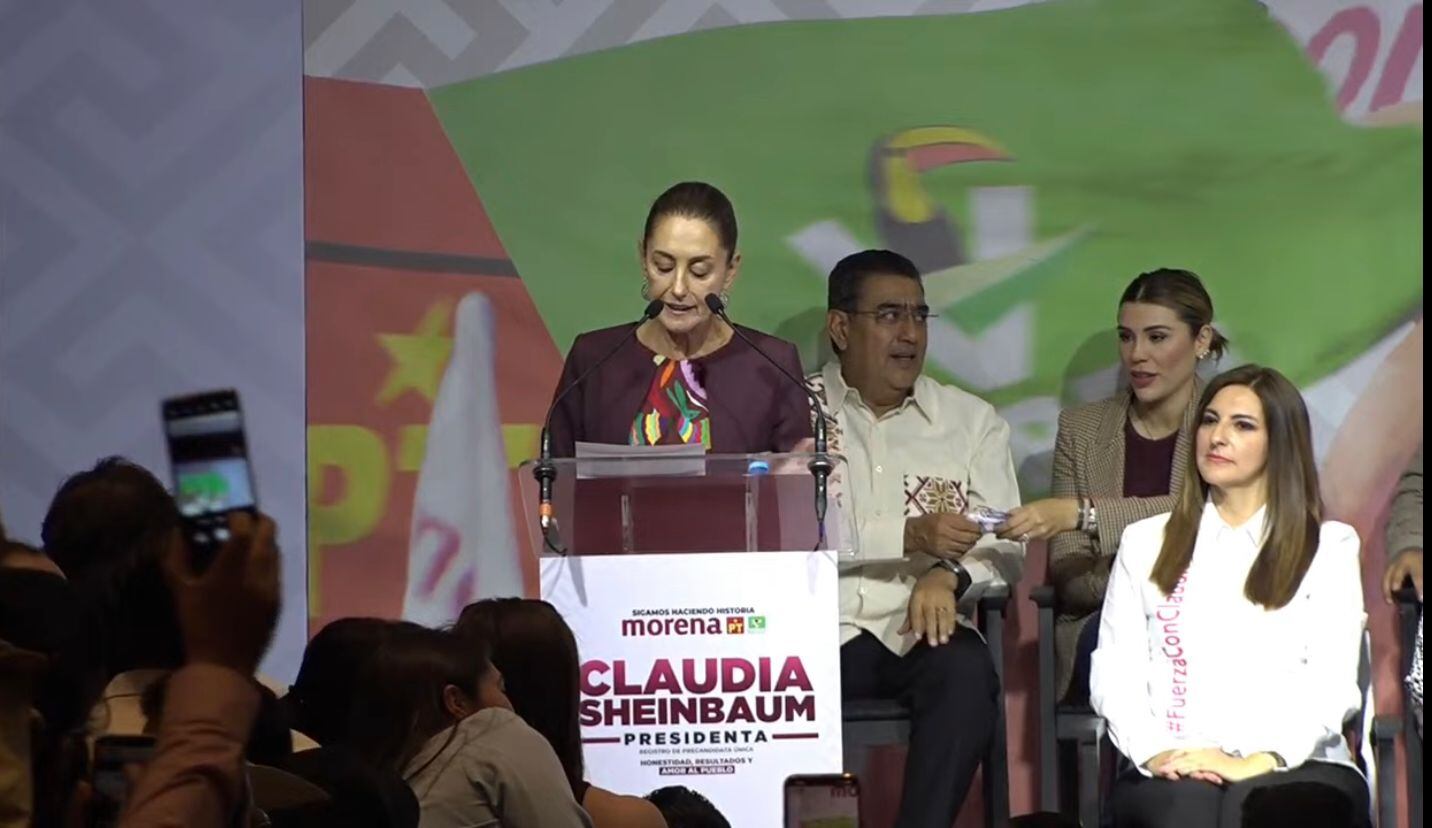 Claudia Sheinbaum se registra como precandidata única de Morena