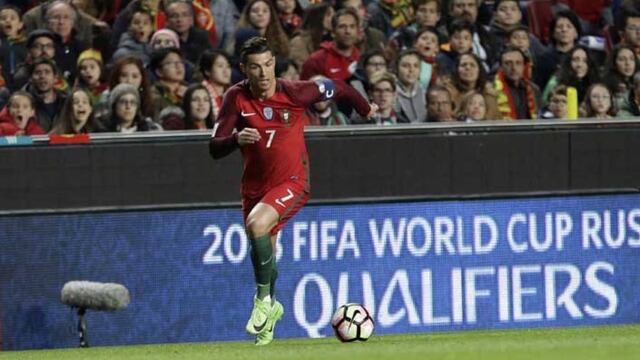 CR7 durante un partido con su Selección.