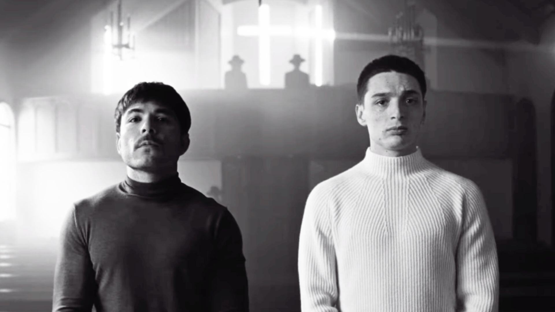 Adelanto de “Dinastía” de Peso Pluma se filtra días antes de lanzamiento