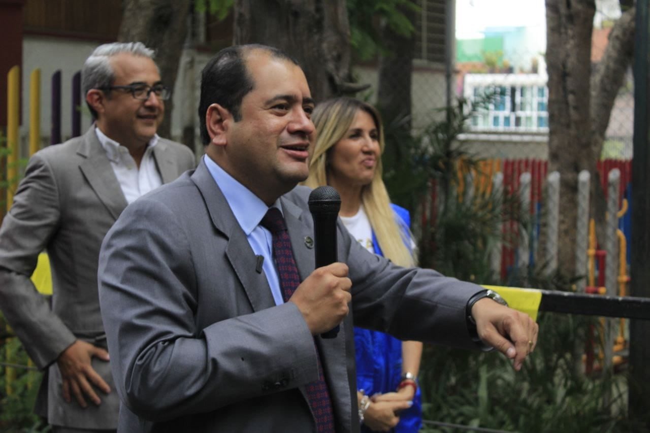 Giovani Gutiérrez reconoce en Coyoacán labor de mamás, docentes y adultas mayores