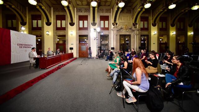 Conferencia en Palacio Nacional