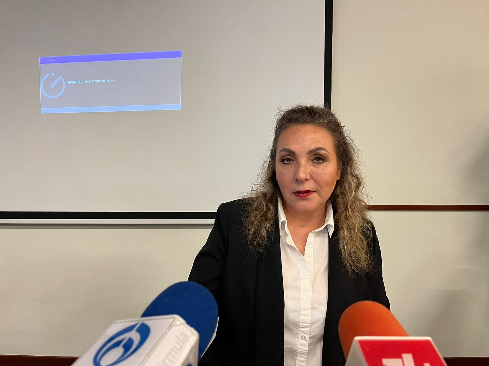 Guadalupe Lizarraga presenta libro sobre asesinato de Miroslava Breach