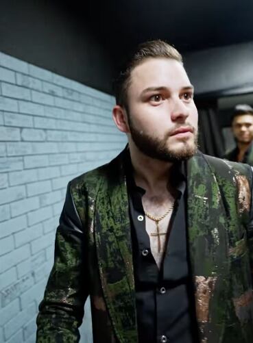 Ángela Aguilar llega al backstage de La Adictiva