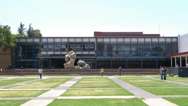 Paro en la Facultad de Arquitectura de la UNAM por rechazo a la nueva ley de Ciencia
