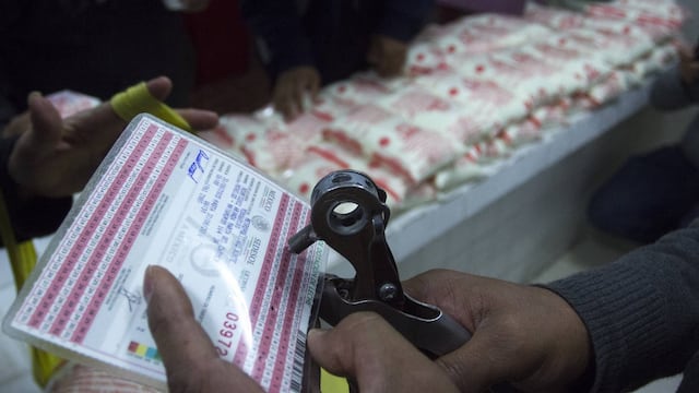 Leche Liconsa. A peso el litro.