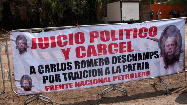 Protesta contra Romero Deschamps