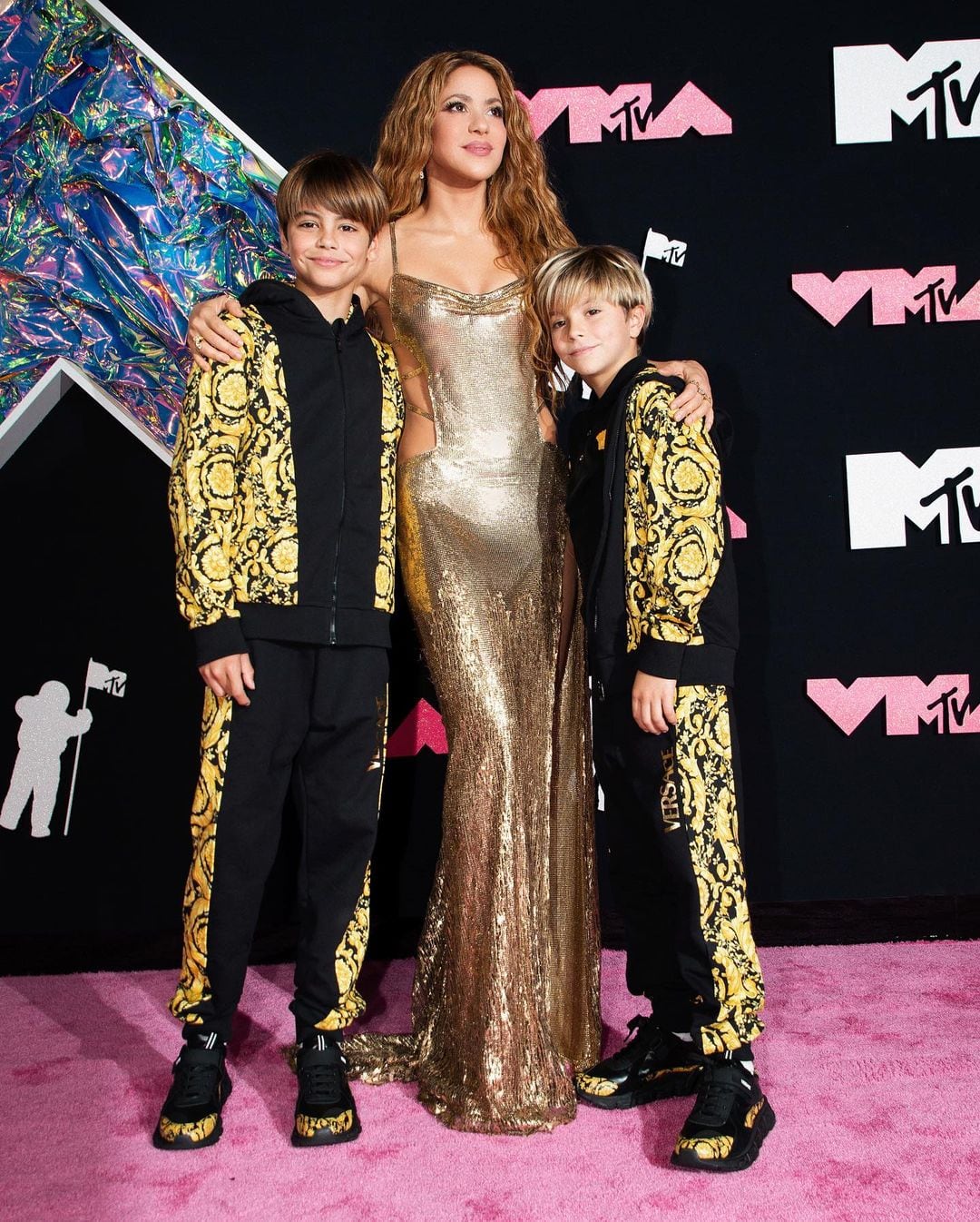 Shakira con sus hijos, Milan y Sasha