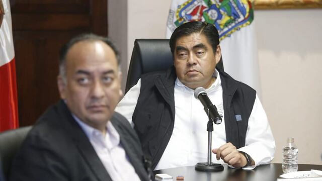 Miguel Barbosa Huerta. Puebla tiene número gratuito para coronavirus.