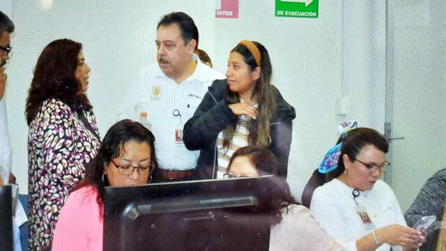 Funcionarios de la Subdirección de Personal del ISSTE y dirigentes sindicales negocian ingresos y escalafones de personal