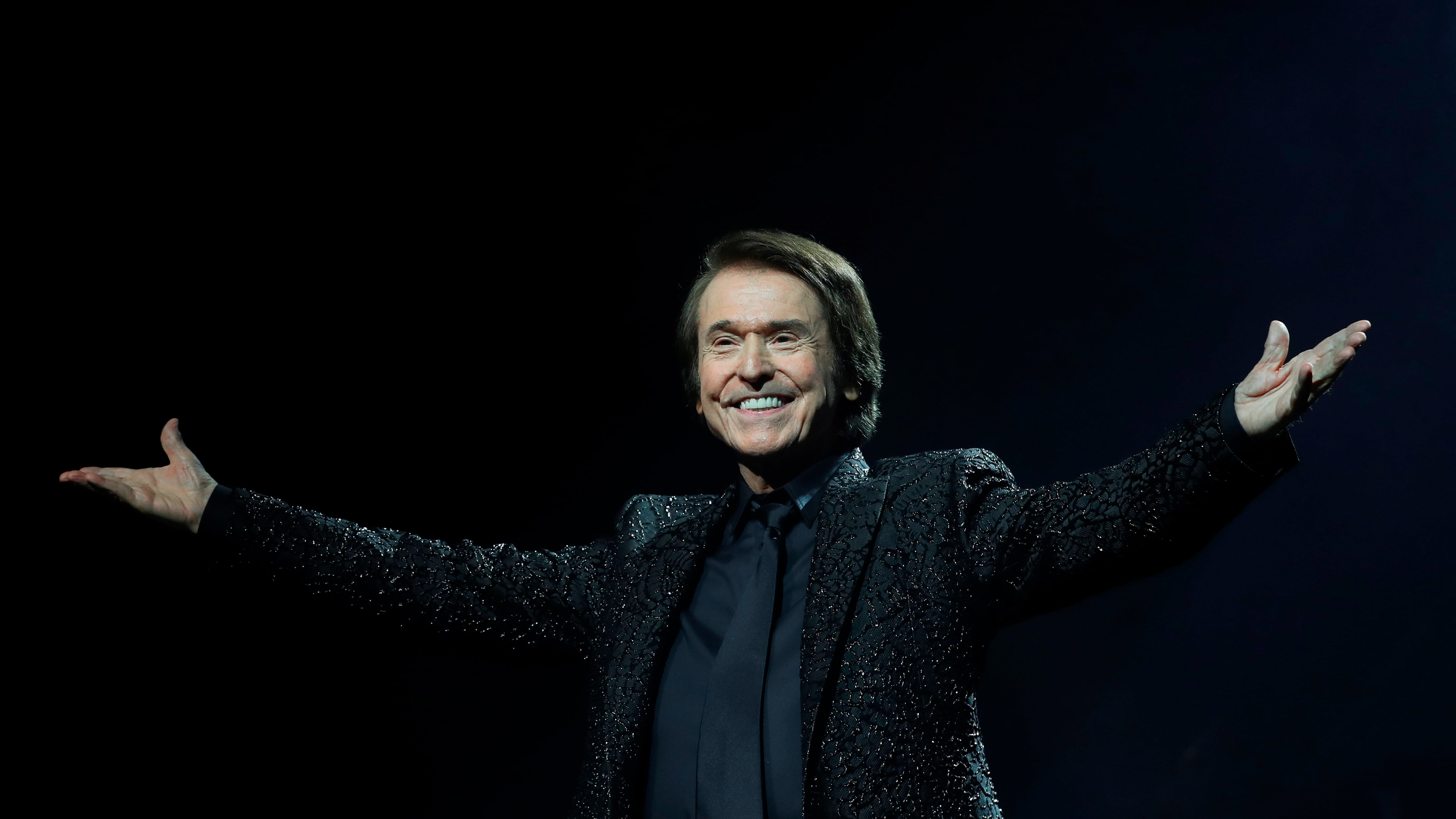 Salud actual de Raphael lo devolvió al hospital donde 21 años atrás tuvo un trasplante de hígado