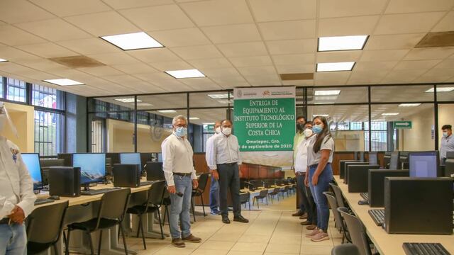 Héctor Astudillo Flores.