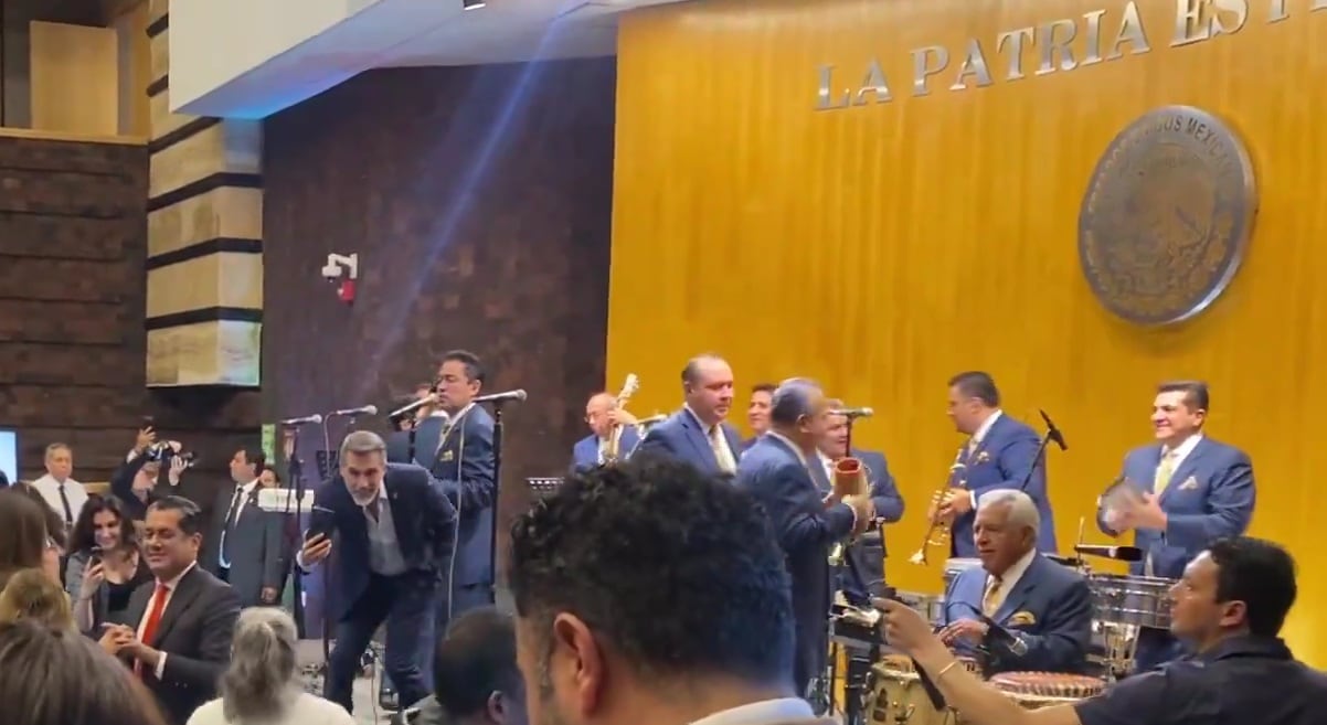 Así fue la fiesta en la Cámara de Diputados por los 70 años de la Sonora Santanera