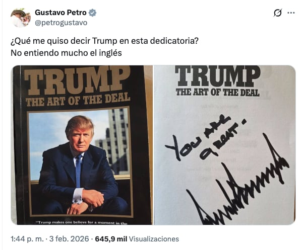 Petro presume regalo que le dio Trump
