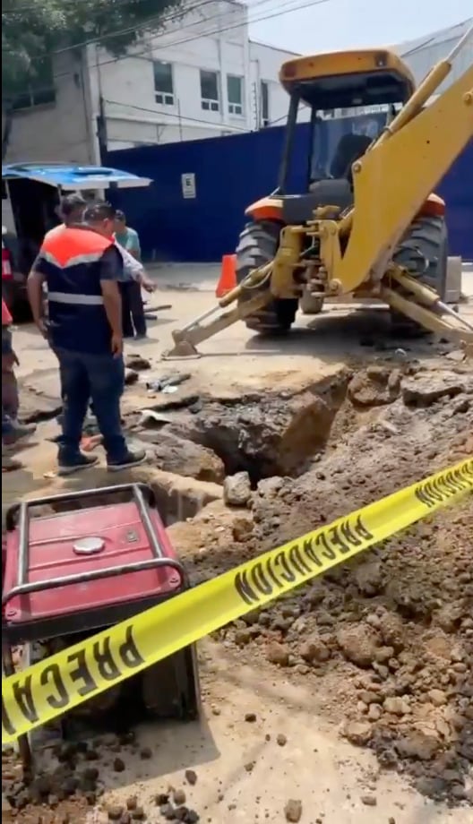 Fuga de gas cerca de UPIICSA del IPN