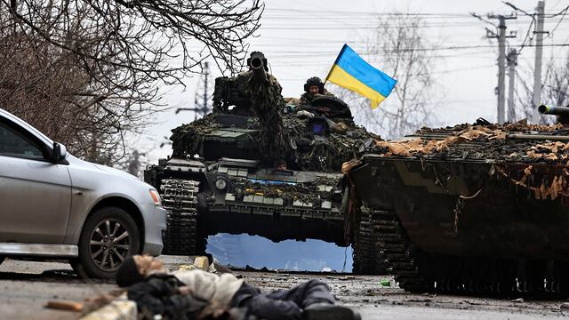 Cuerpos de civiles ucranianos en el territorio de Bucha, Ucrania