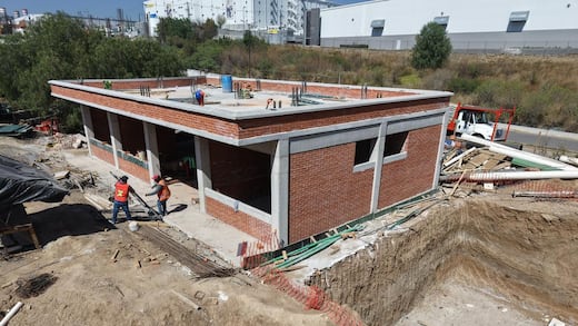 Avanza la construcción del Bachillerato Tecnológico en Cuautlancingo; SICT llama a autoridades estatales a supervisar la obra