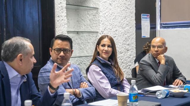 Libia Dennise se reunió con alcaldes de Guanajuato