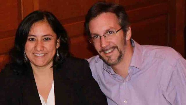 Irma Eréndira y Jonh Ackerman