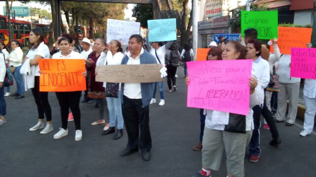 Exigen libertad de sacerdote detenido.