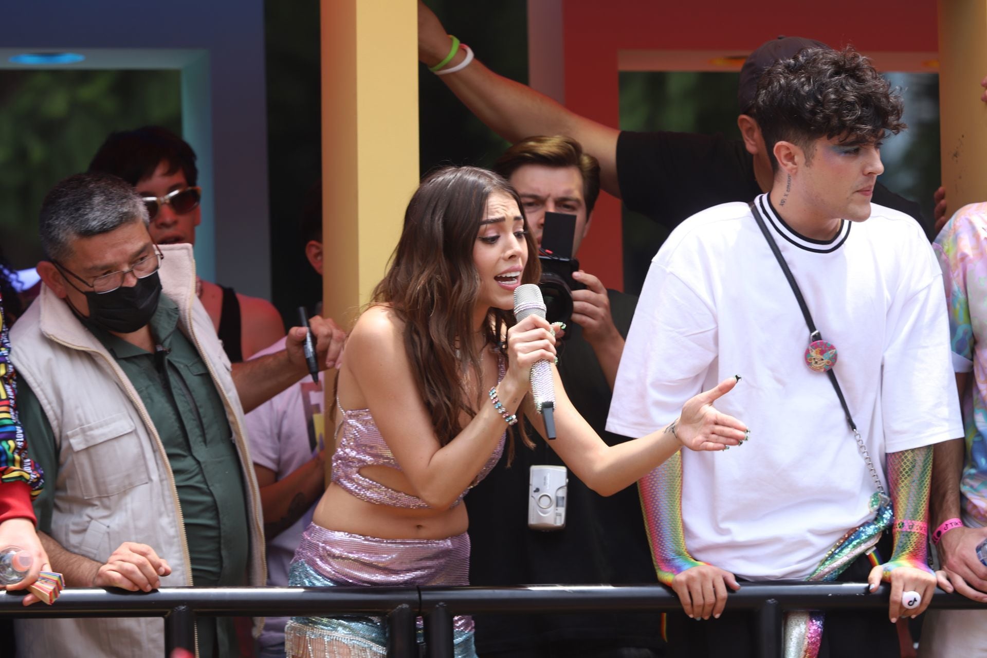 Danna Paola en Marcha del Orgullo 2022 CDMX.