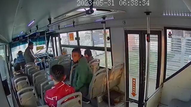 UN CAMIÓN DE LA RUTA 30 PUEBLA FUE ASALTADO CON VIOLENCIA