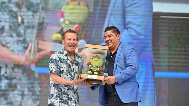 Ricardo Gallardo y Julio César Chávez anuncian construcción de clínica contra adicciones