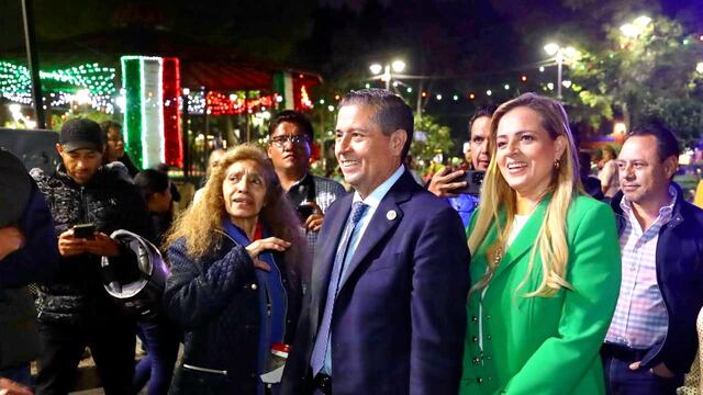 ILUMINAN COYOACÁN DE COLORES PATRIOS